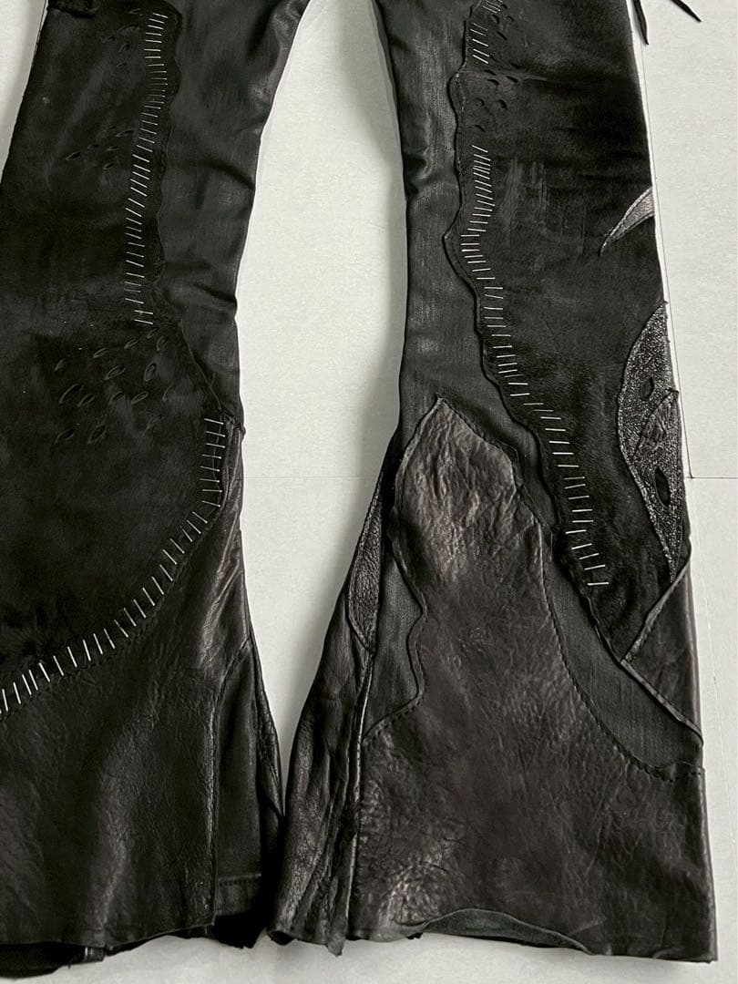 パンツ \"1vfudie\" S09-Panelled leather pants