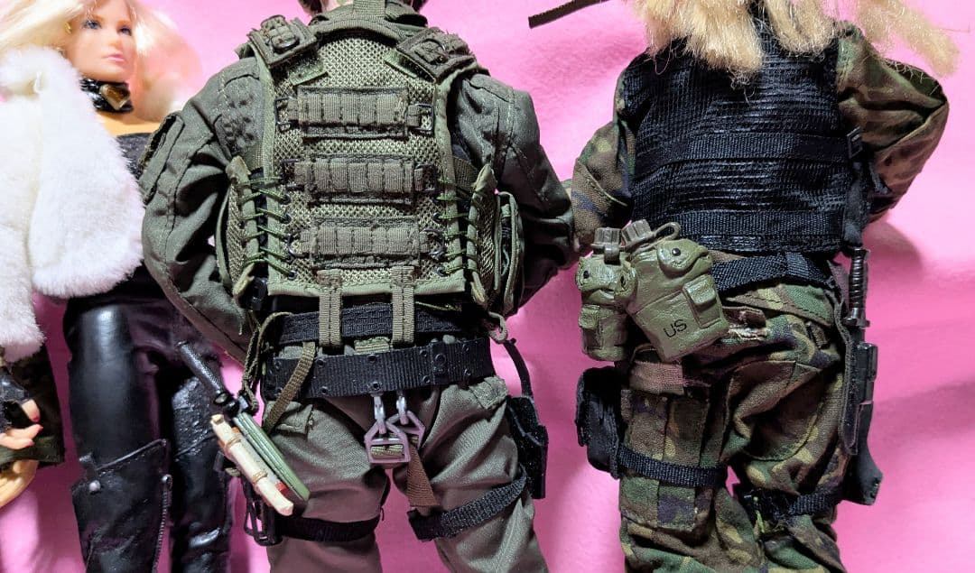 #まとめてジャンク兵士やクールガール他全5体女性3体男性2体フィギュア