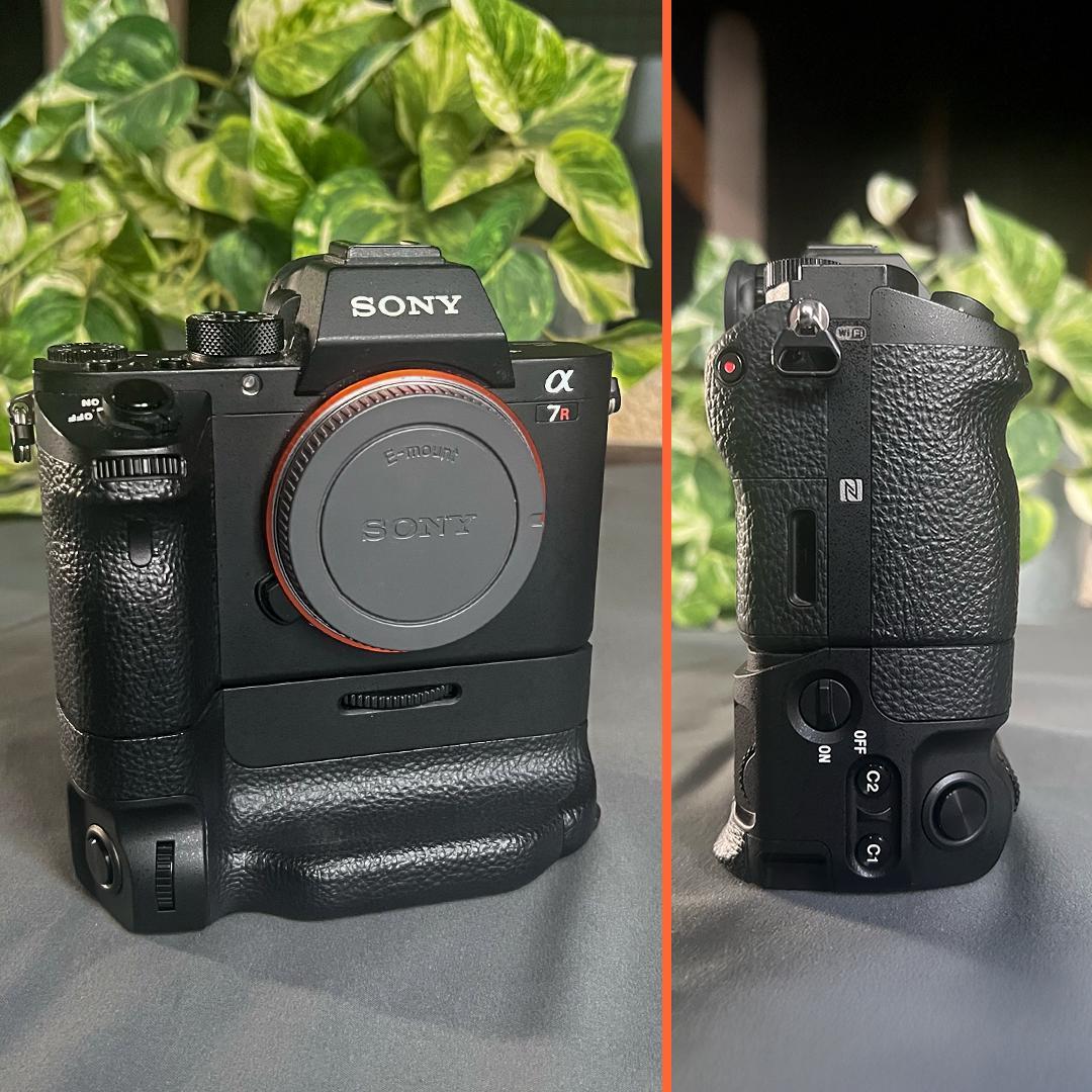 Sony α7R Ⅱ本体+VG-C2EM+純正バッテリー２個+ストラップ+ケース