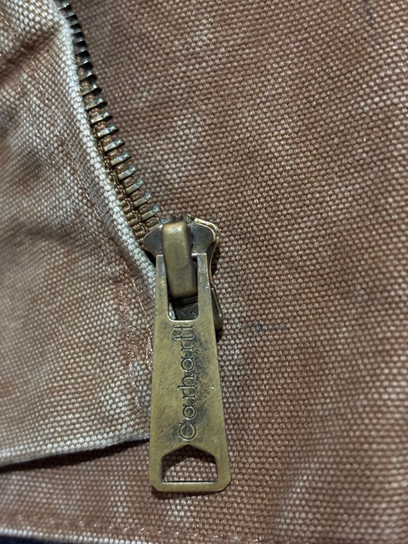 Carhartt アクティブジャケット　キルティング