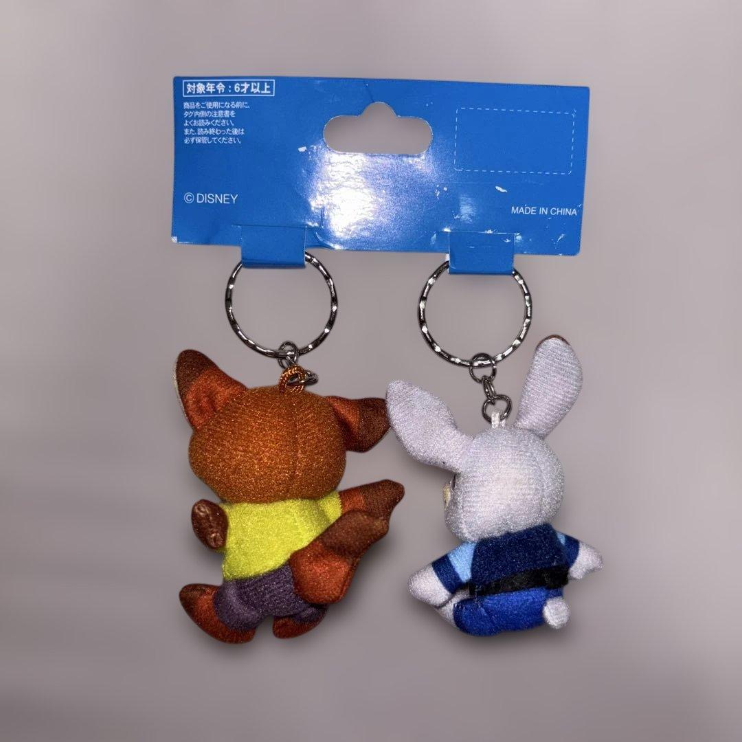 ディズニー　ズートピア　クリップ　キーチェーン　ポーチ　巾着　４点セット