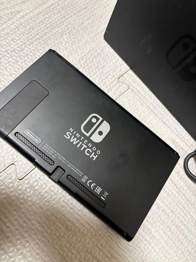 【本体のみ】ニンテンドースイッチ
