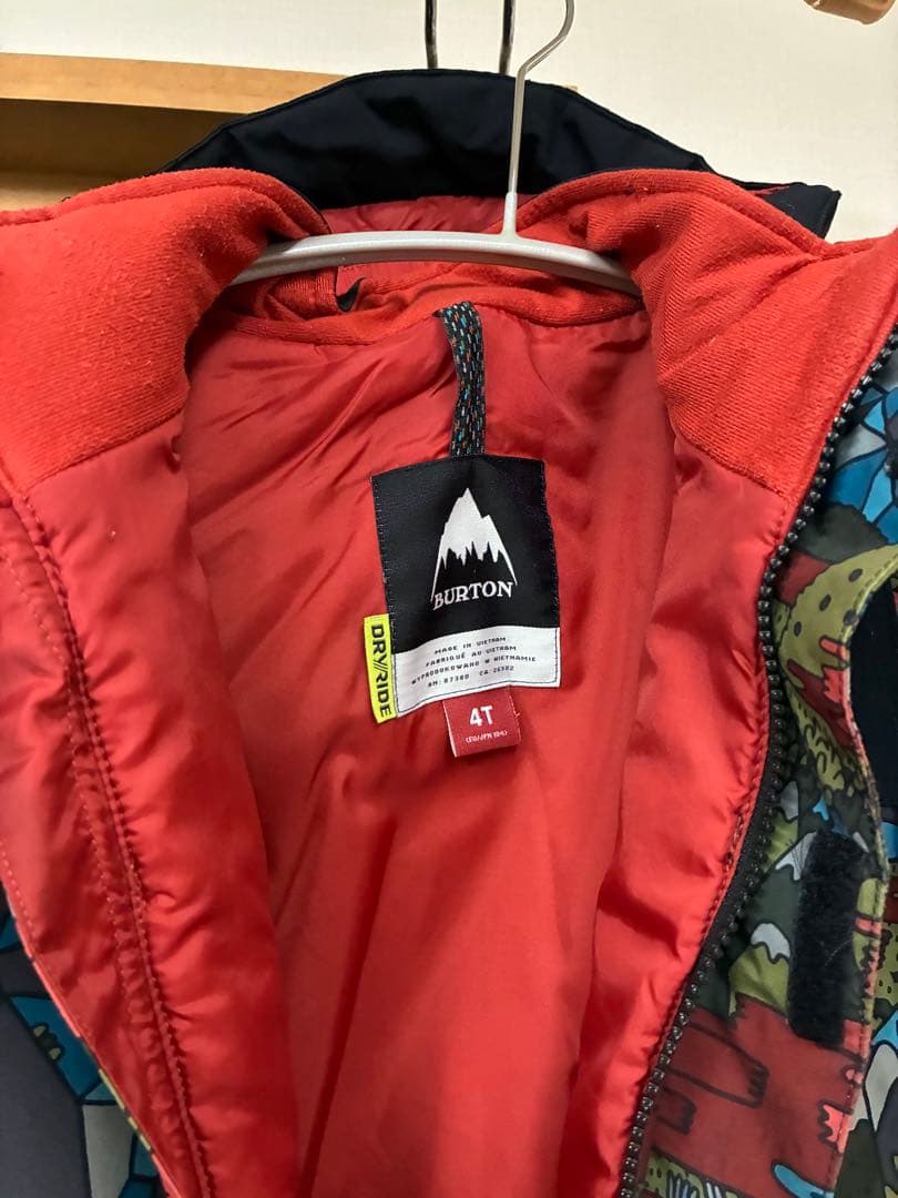 BURTON 子ども　スキーウェア 4T 110センチつなぎ　バートン　可愛い