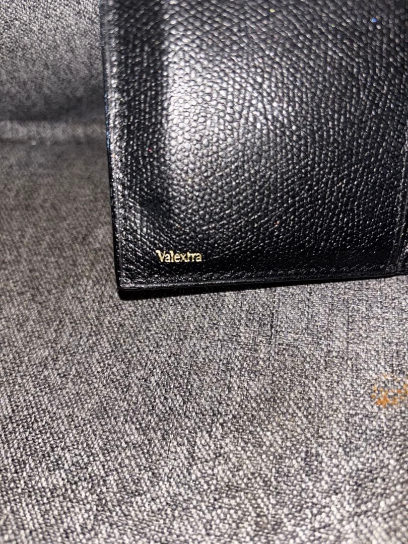 【美品】Valextra ヴァレクストラ イジィデ ウォレット 三つ折り財布 黒