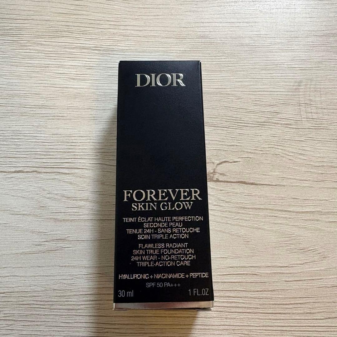 DIOR ディオール フォーエヴァー フルイド スキングロウ 00 ニュートラル
