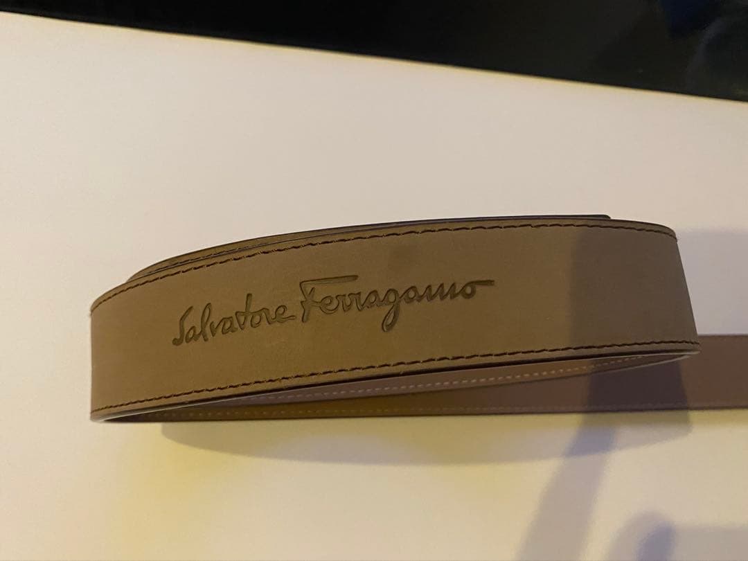 【即日発送】Salvatore Ferragamo ベルト ベージュ　フェラガモ