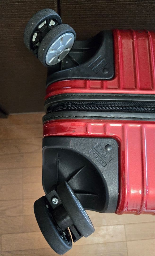 RIMOWA レッド キャリーケース スーツケース ルフトハンザ