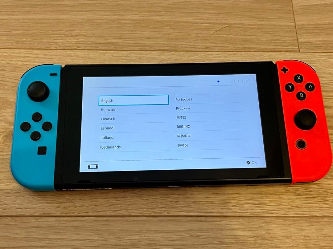 Nintendo Switch 本体と付属品(専用ドックとAC電源2台込み)