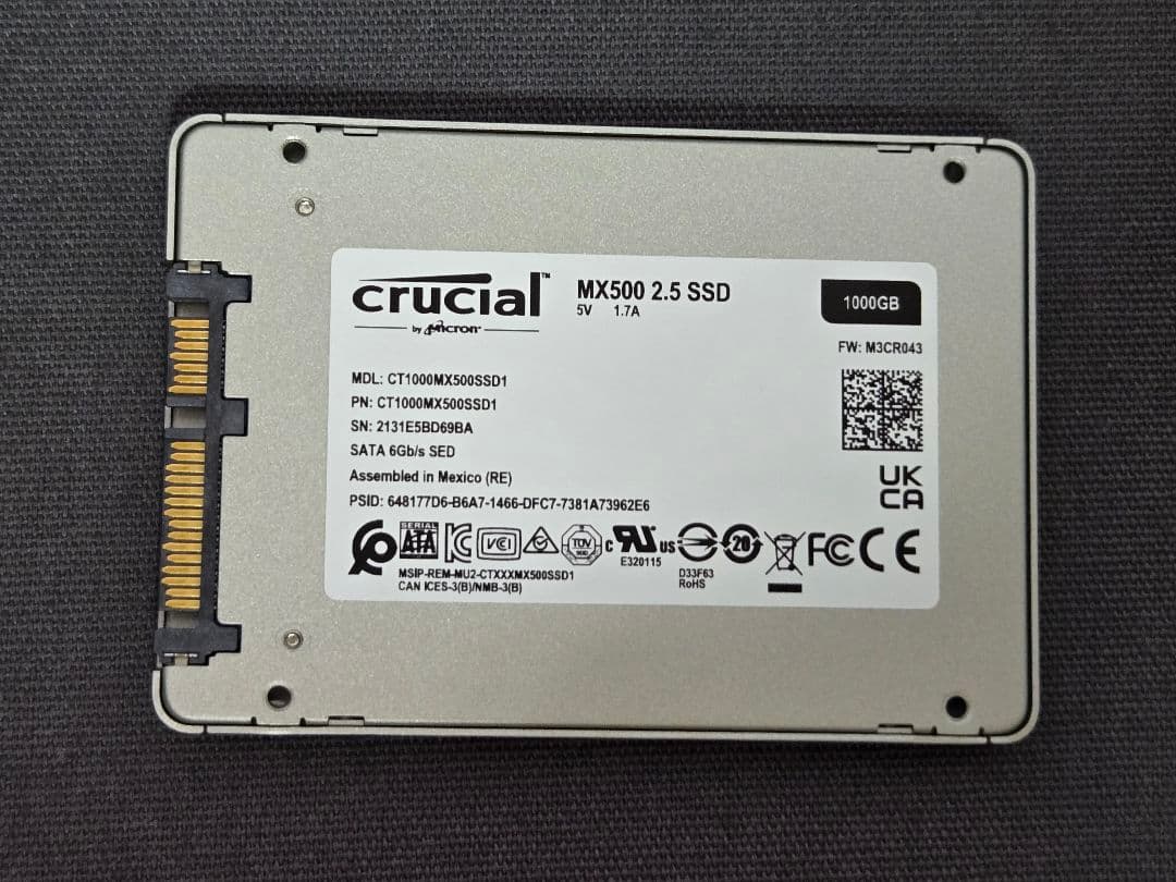 Crucial MX500　1TB SATA 2.5インチSSD