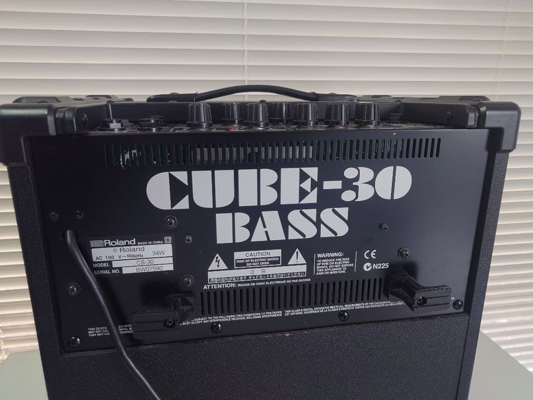 ROLAND CUBE-30 BASS 10インチ ベースコンボアンプ