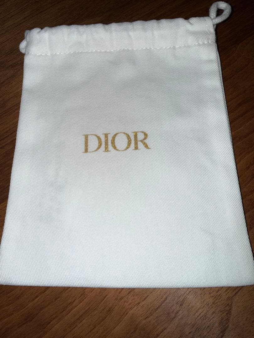DIOR プレステージ ル フルイド タン ドゥ ローズ　1N