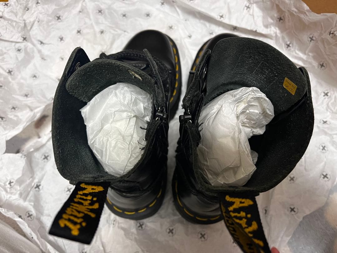 Dr. Martens 厚底ブラックブーツ