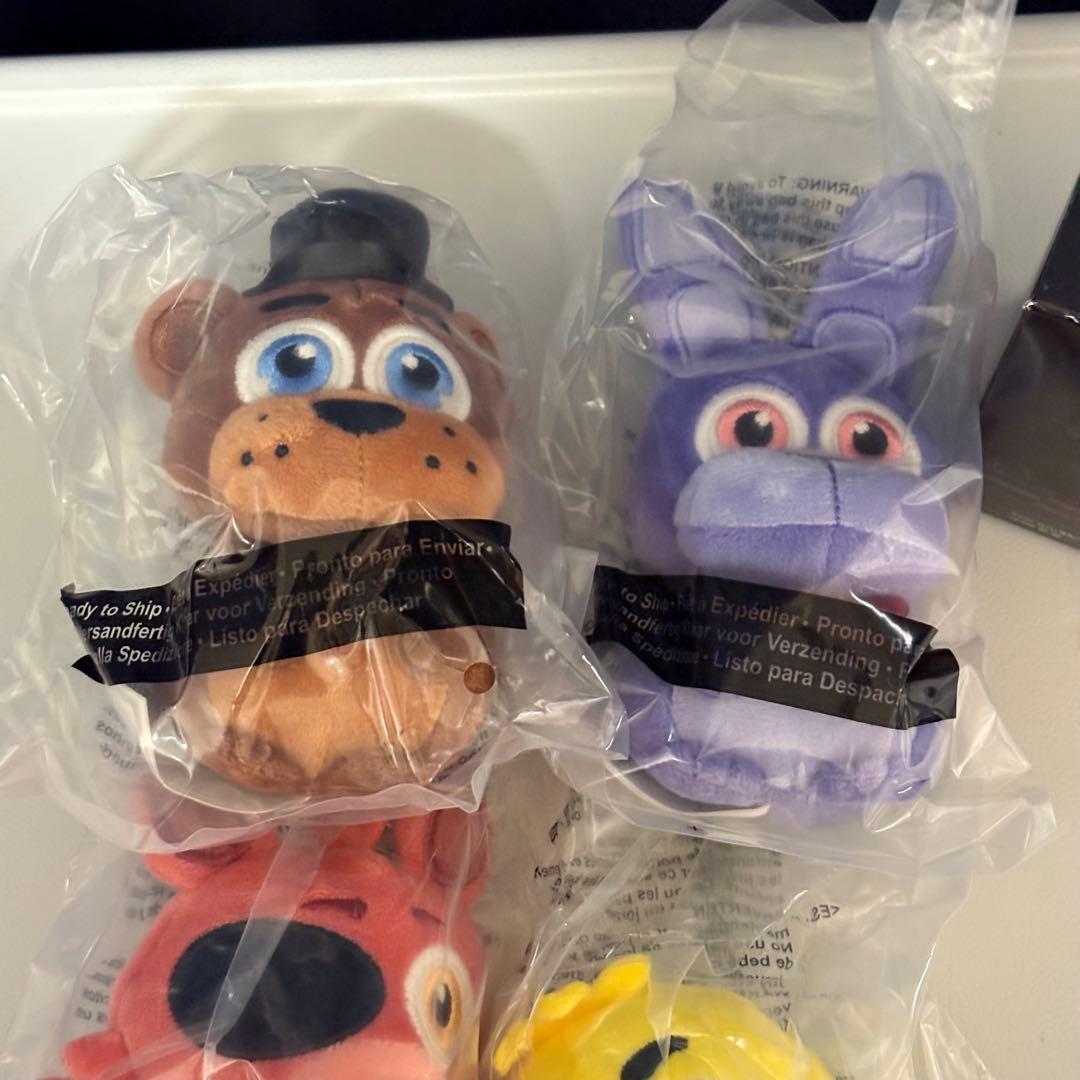 Five Nights at Freddy's ぬいぐるみ　4体セット