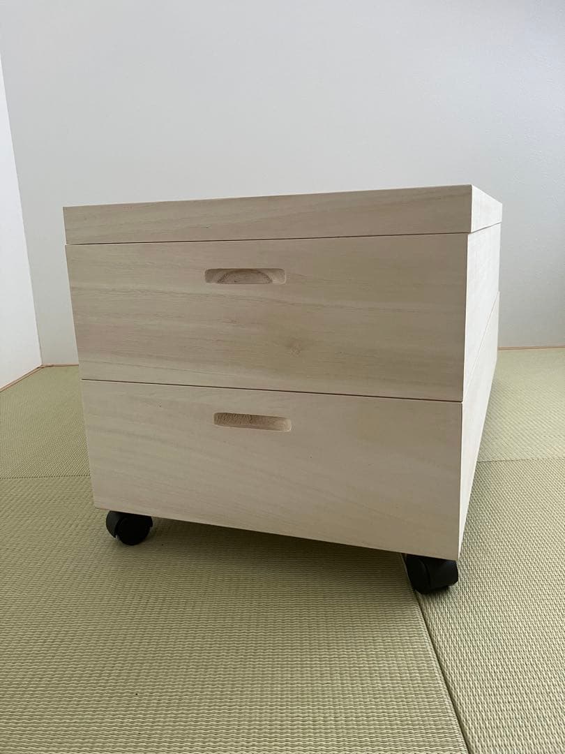 桐衣装箱　桐箱収納　2段収納　キャスター付き