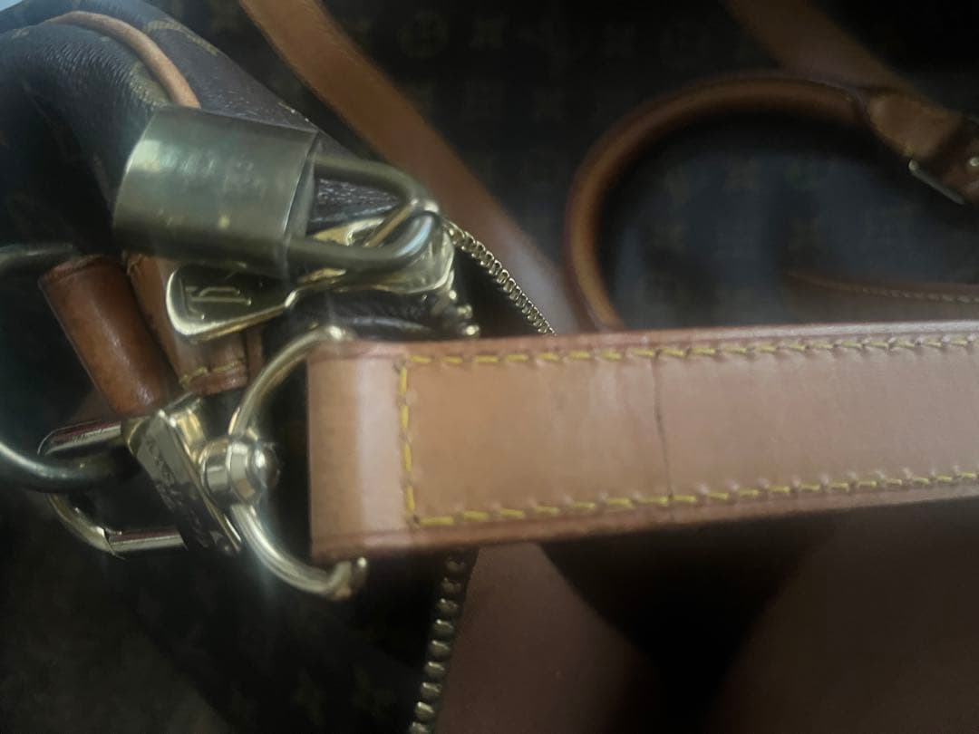 LOUIS VUITTON キーポル　バンドリエール　60