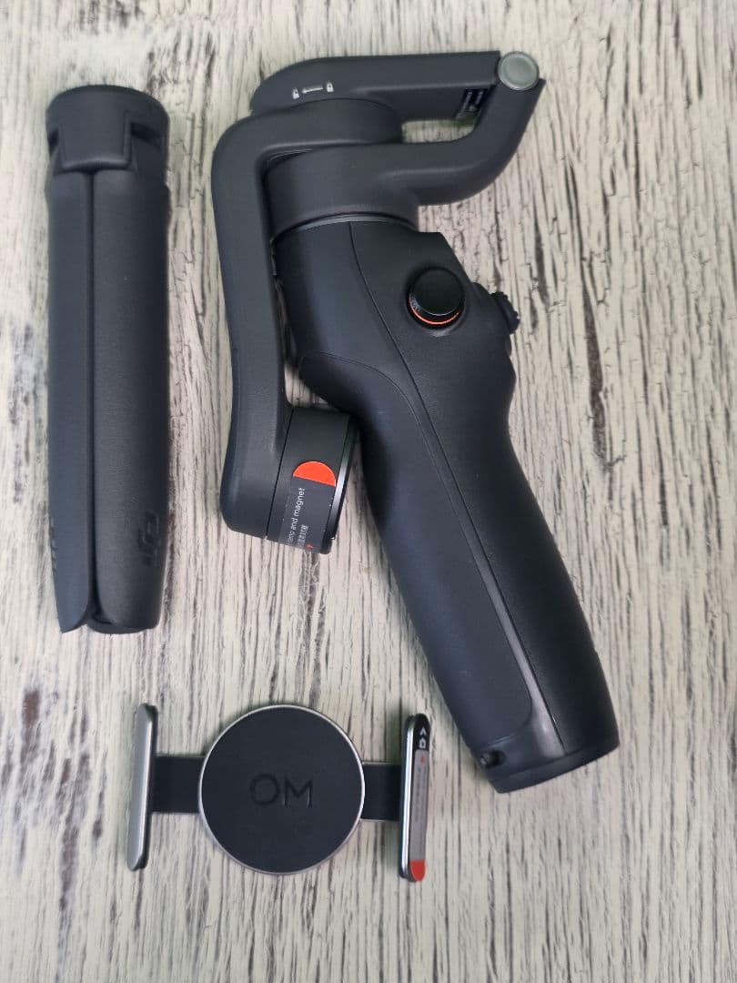 DJI Osmo Mobile 6 スマホ用ジンバル 付属品未利用 送料込み