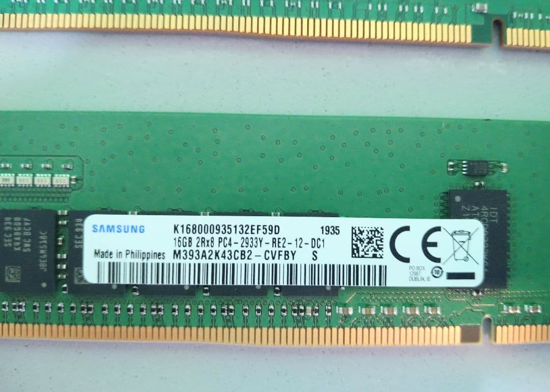 SKhynix,SAMSUNG 16Gb 2Rx8 2枚