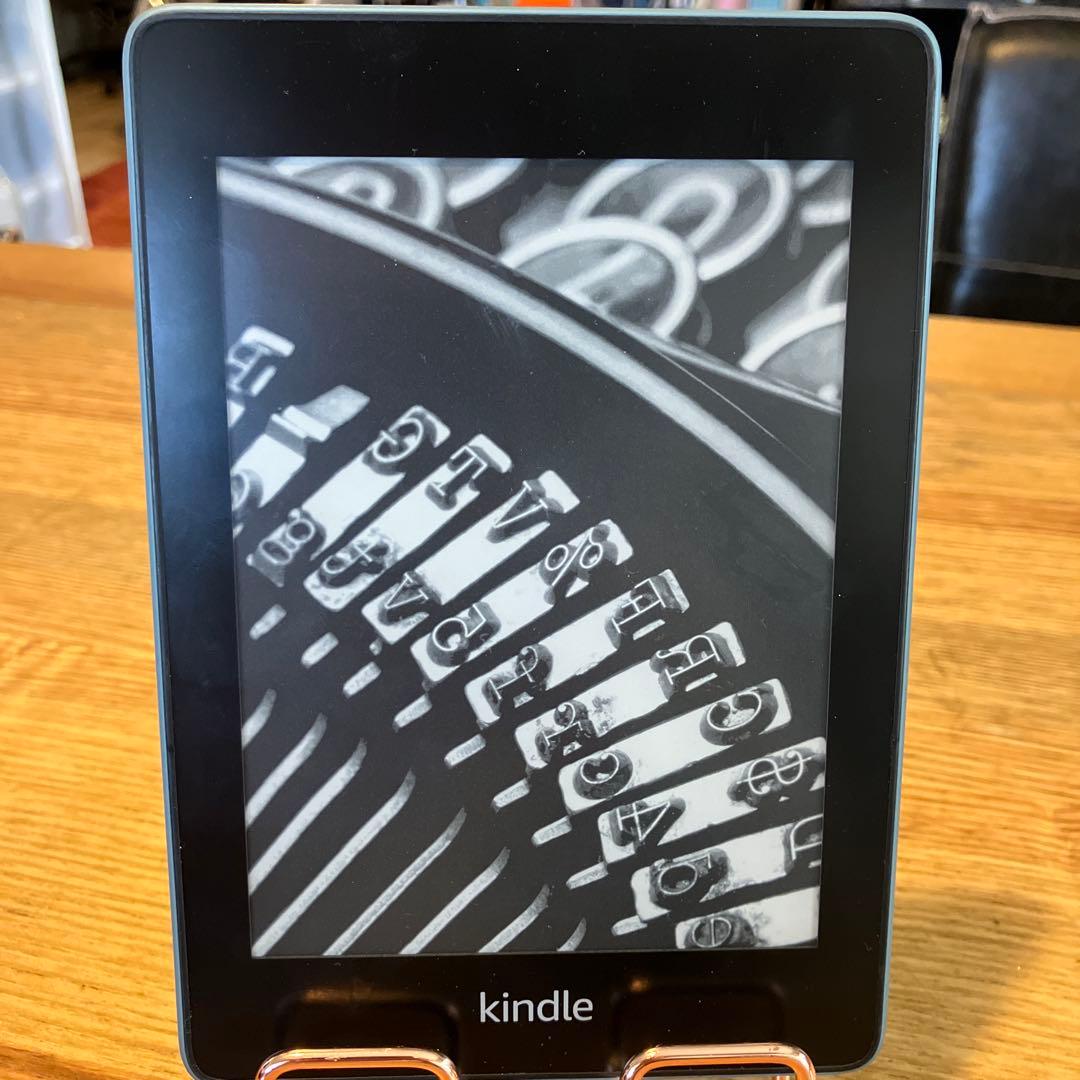 Kindle paperwhite 8GB 第10世代 広告付きモデル