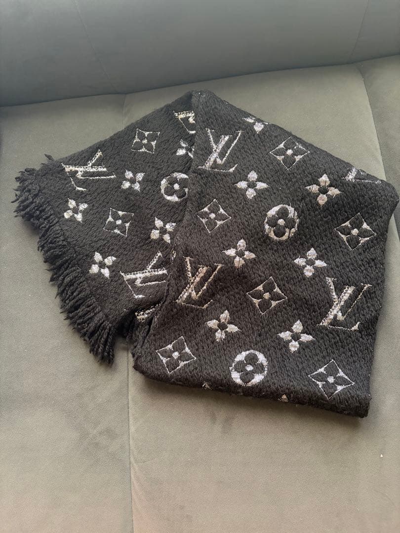 Louis Vuitton モノグラムマフラー