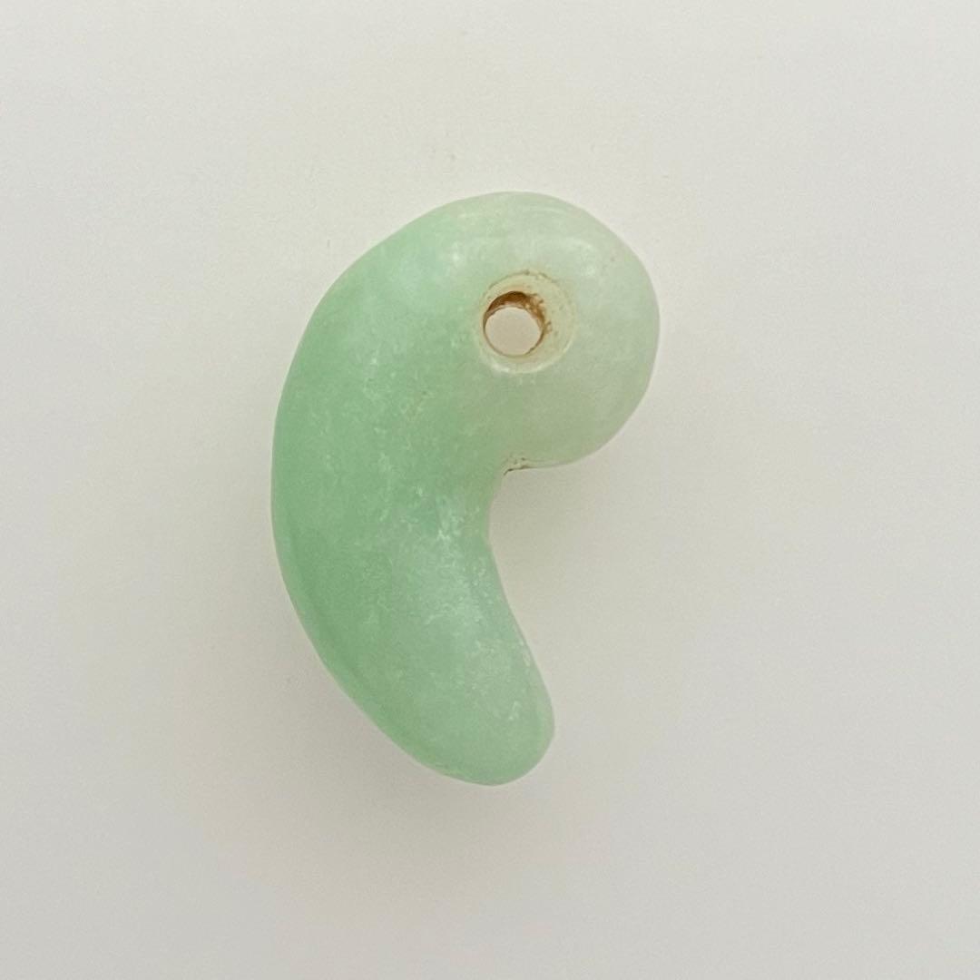 石器、時代 翡翠 勾玉 古物 古墳時代 紀元前後 N716