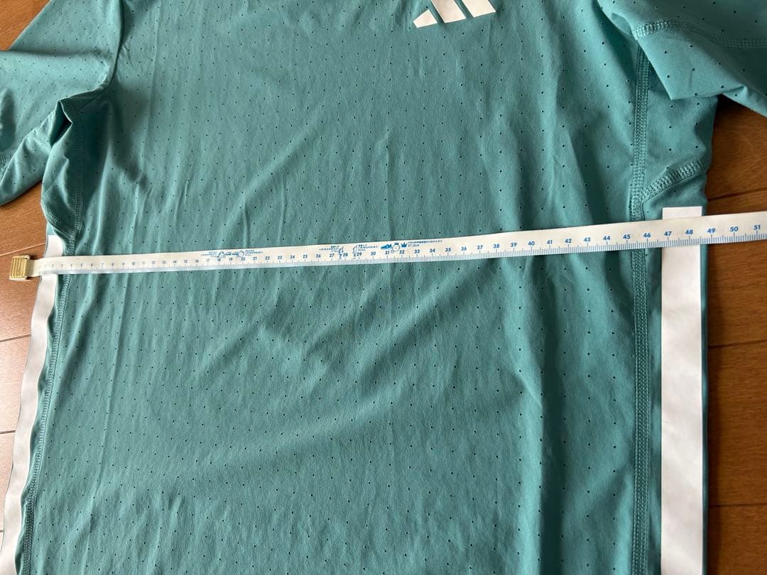 アディダス　アディゼロ ランニングTシャツ　2025年モデル