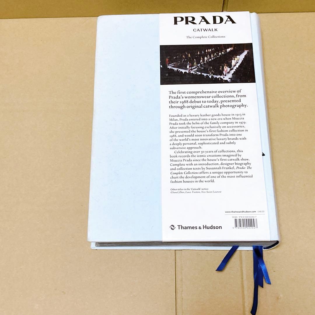 B20 『PRADA Catwalk』洋書 英語版
