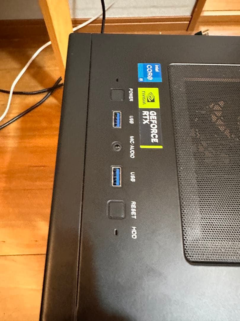 ミニタワーPCケース 750w 80PlusGOLD PC電源付き
