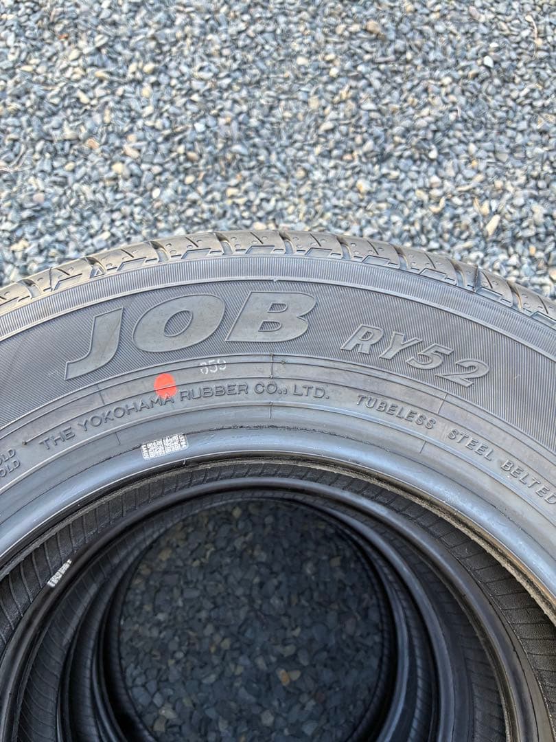 クロネコ　送料込み　新車外し　ほぼ新品　145/80R12