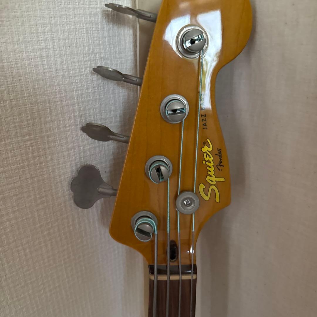 Squier classic vibe? Jazz Bass 4弦　ケース付き