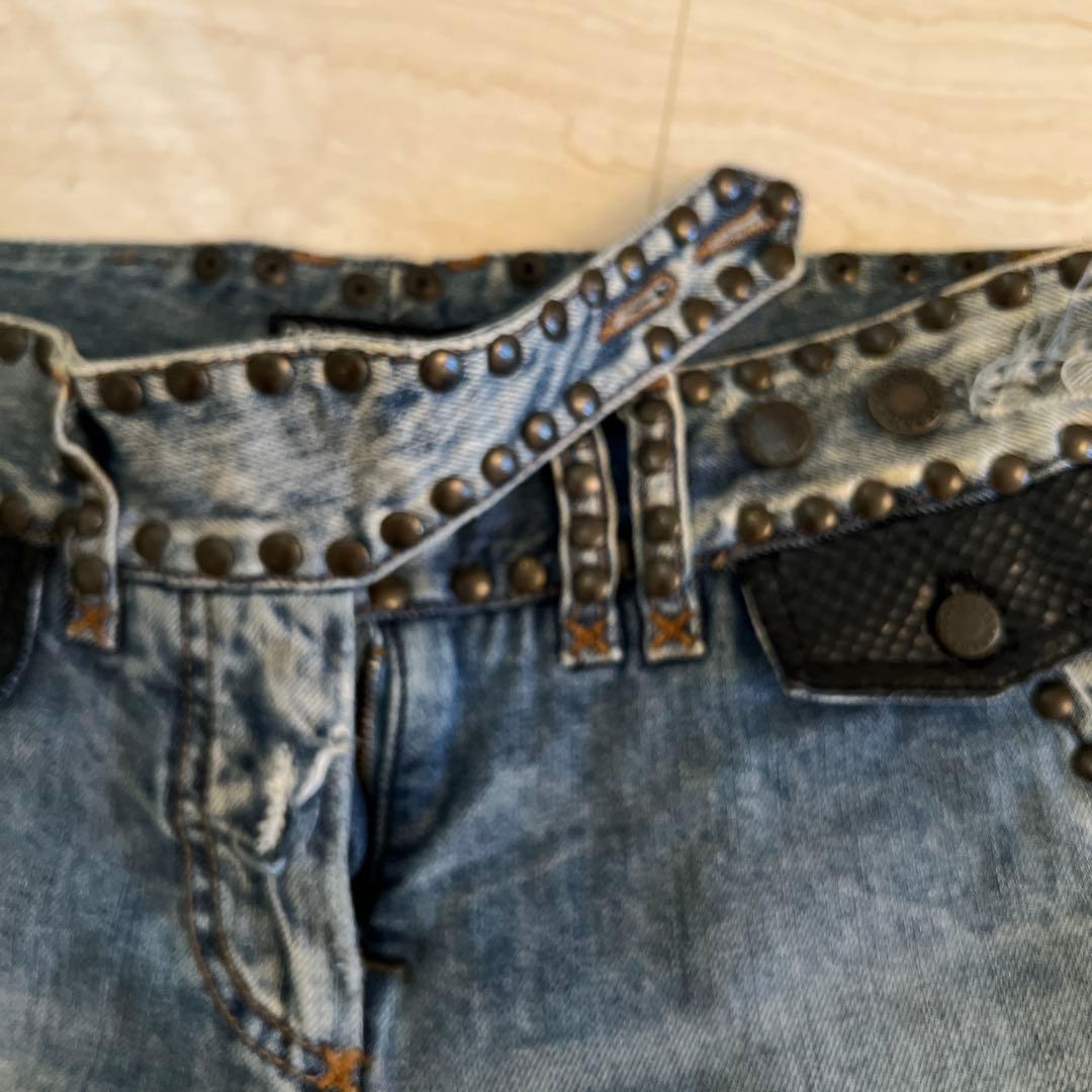 Dolce & Gabbana スタッズ付きデニムパンツ