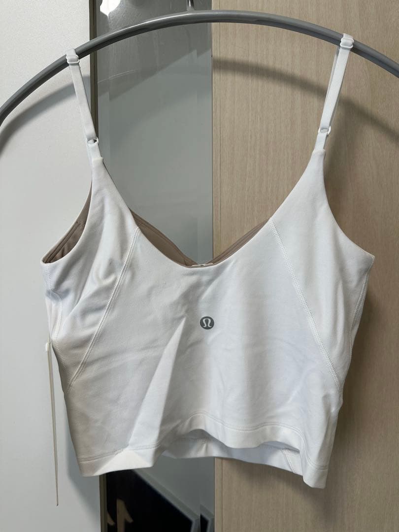 Lululemon Alignクロップキャミタンクトップライトサポート、A/B