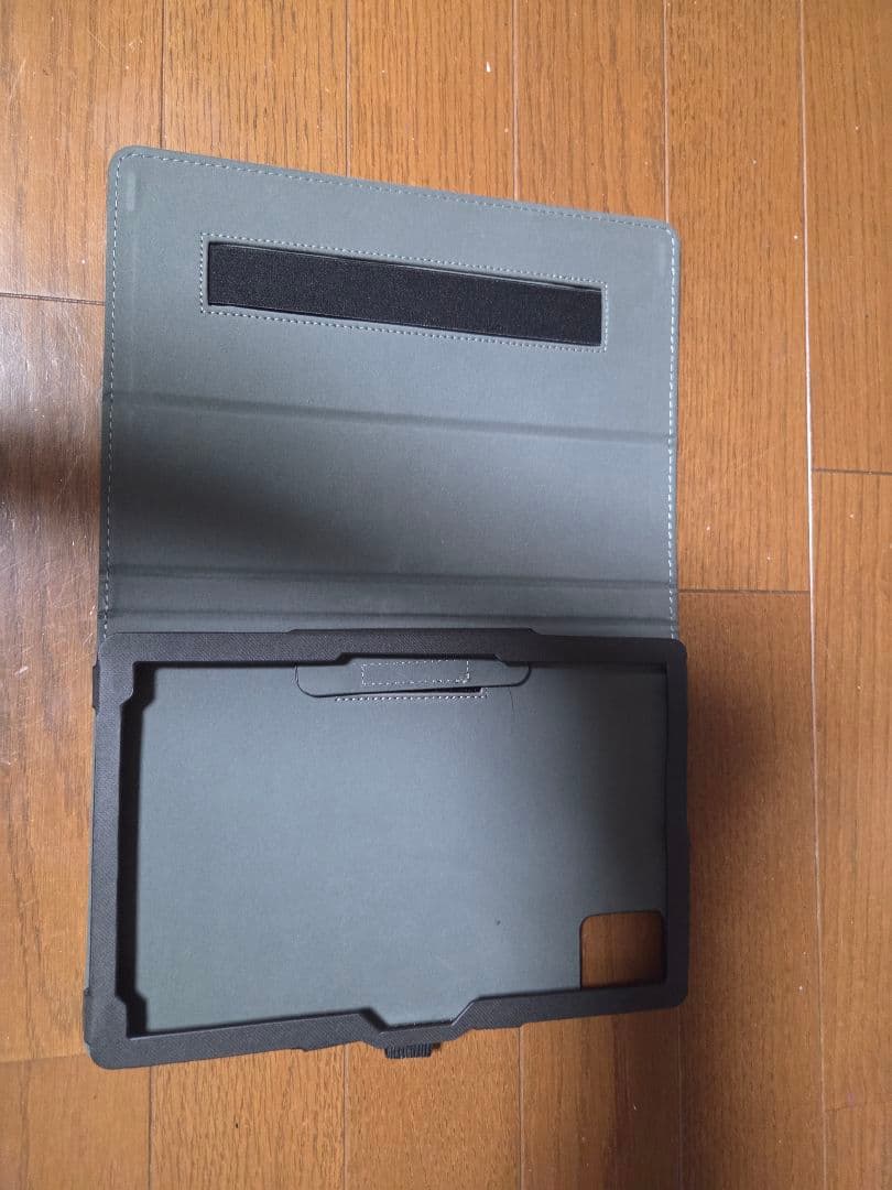 BMAX タブレット ブラック　ケースセット