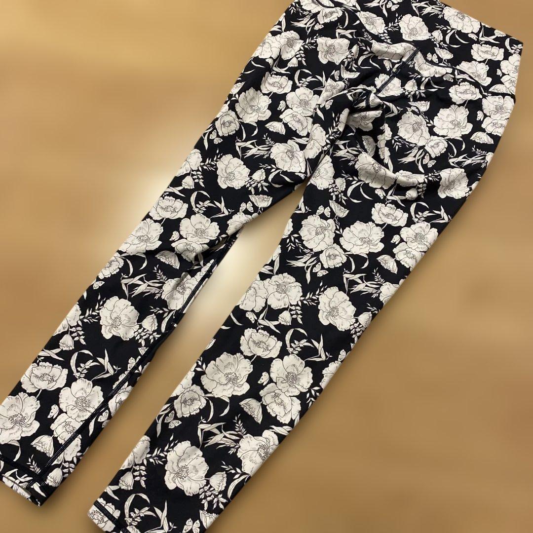 Mサイズ SUKALA 美品　花柄ヨガウェアセット