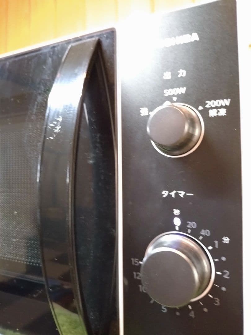 東芝電子レンジ 庫内フラットテーブル　ER-M17Y(W) 2024年製　取説有