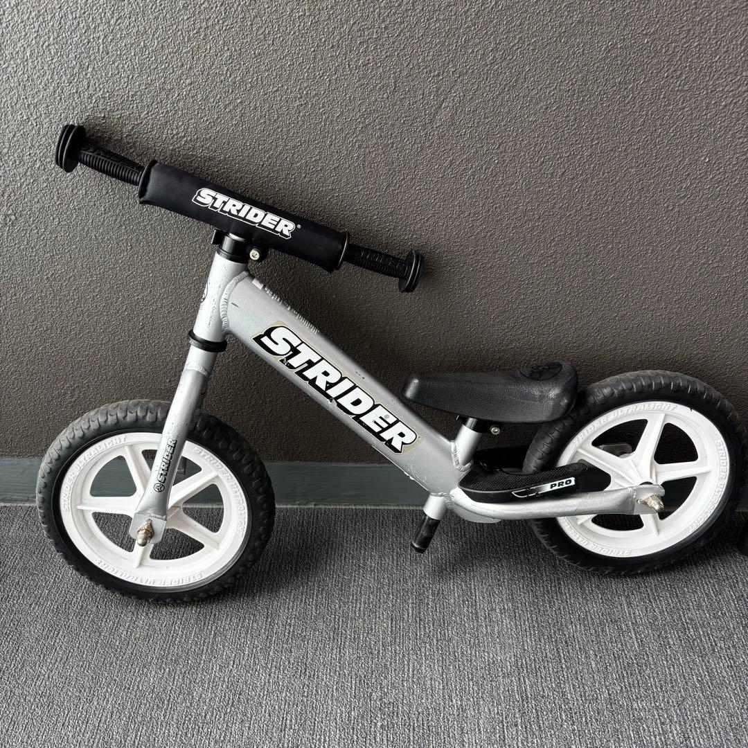STRIDER プロ　シルバー　旧モデル