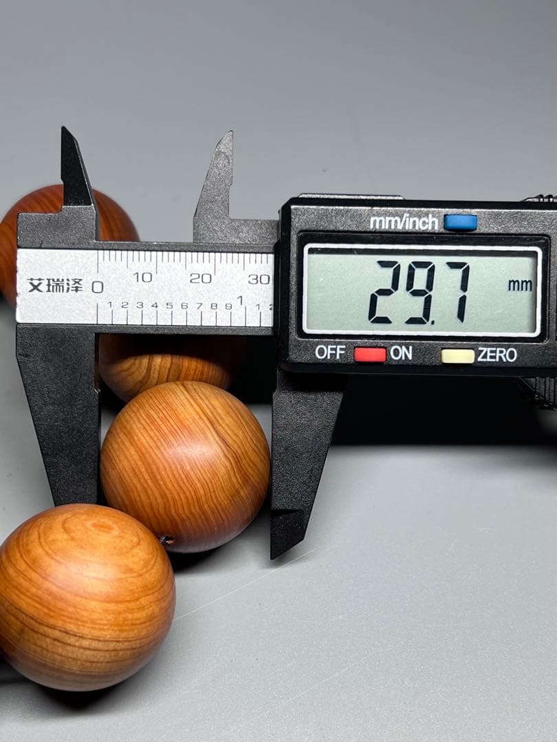 木製　崖柏(ヤーバイ)　ブレスレット　天然香木　高油性　仏珠　直径：３０mm