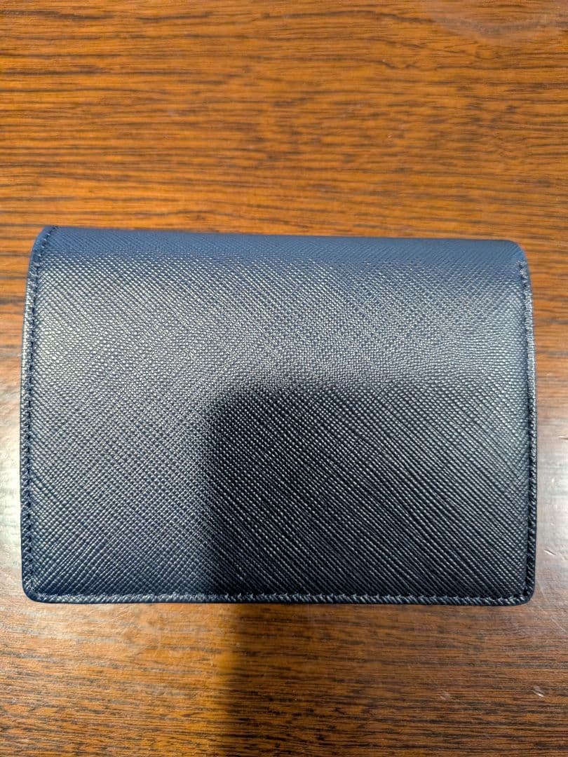【YOKO】アニエスべー　ネイビー 天然皮革　二つ折り財布