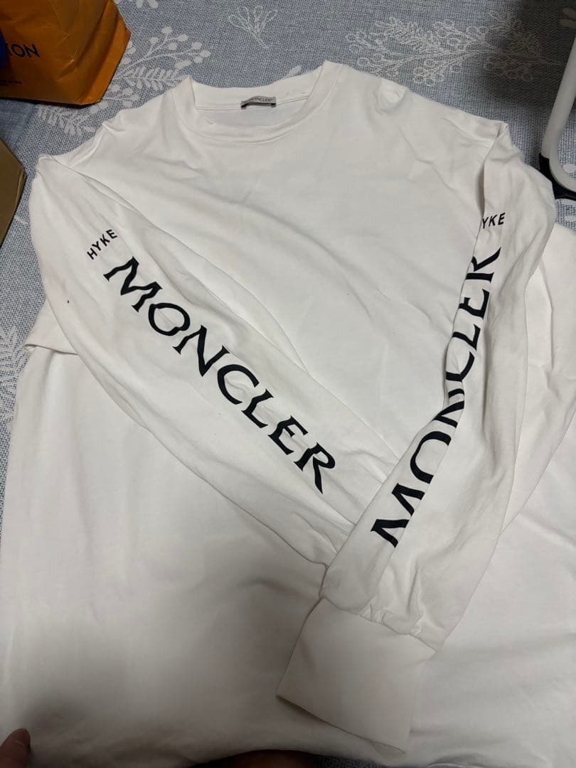 MONCLER HYKE ロングスリーブTシャツ ホワイト