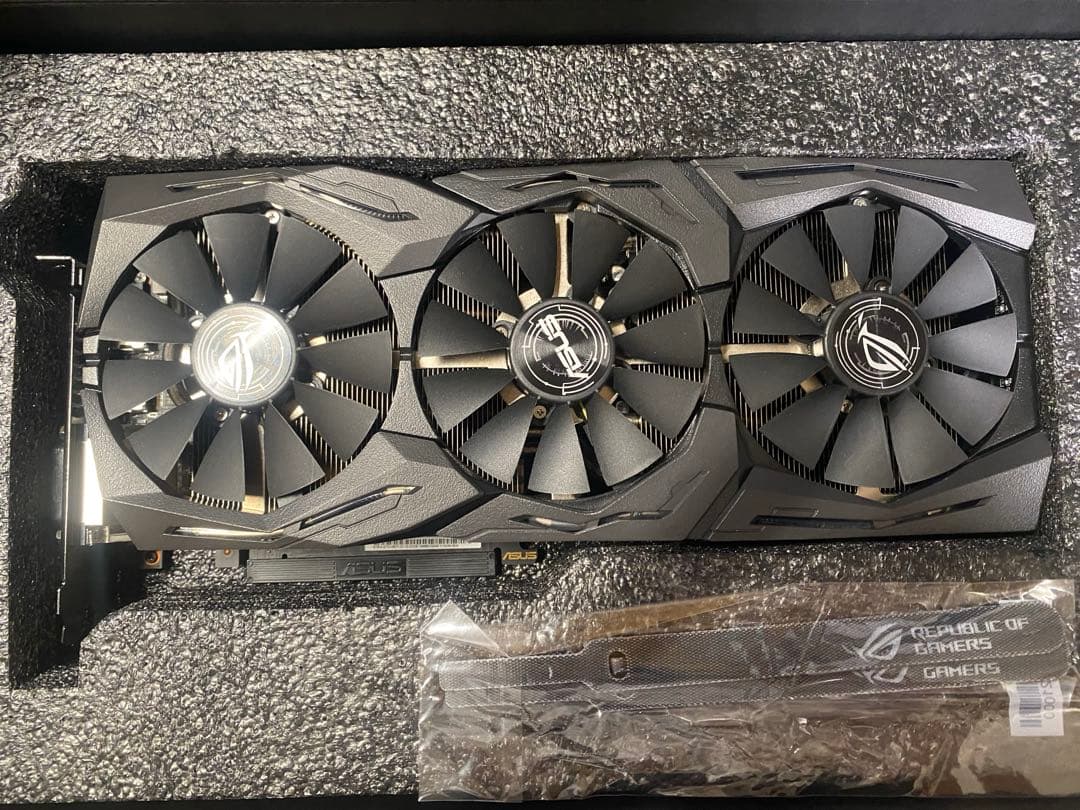 【美品】ASUS STRIX GeForce GTX 1080 Ti