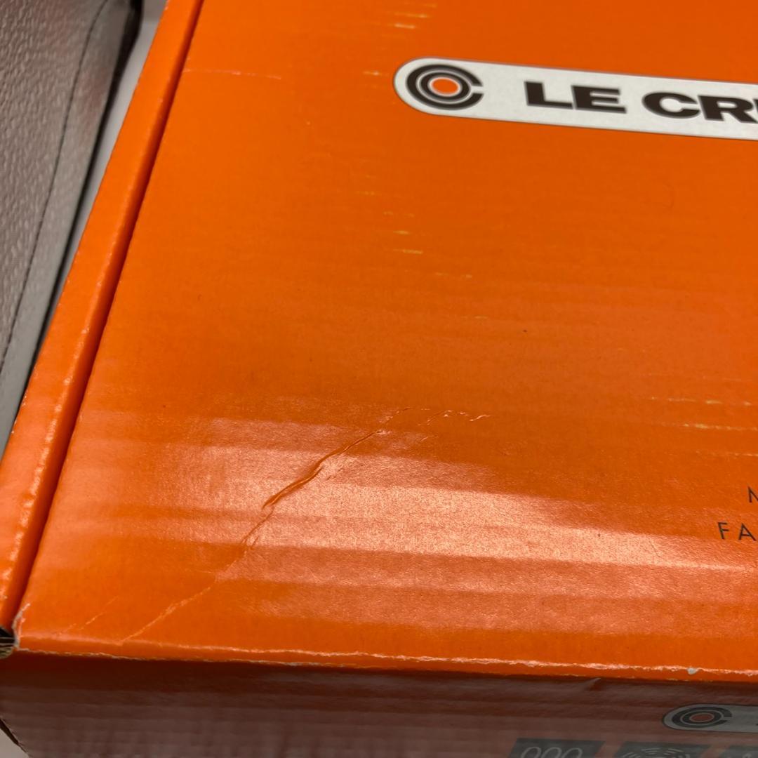 ▼LE CREUSET シグニチャー　ビュッフェキャセロール　ブラック　26ｃｍ
