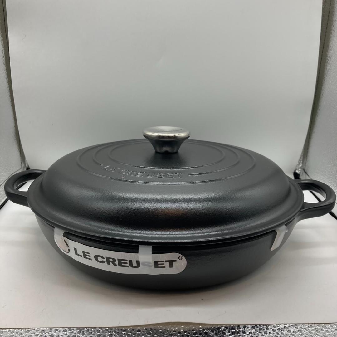 ▼LE CREUSET シグニチャー　ビュッフェキャセロール　ブラック　26ｃｍ