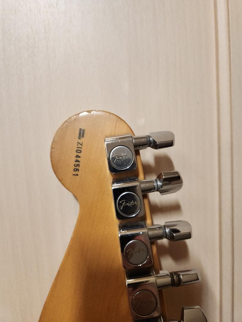 安*久様 FenderUSA American Standardストラト ブルー