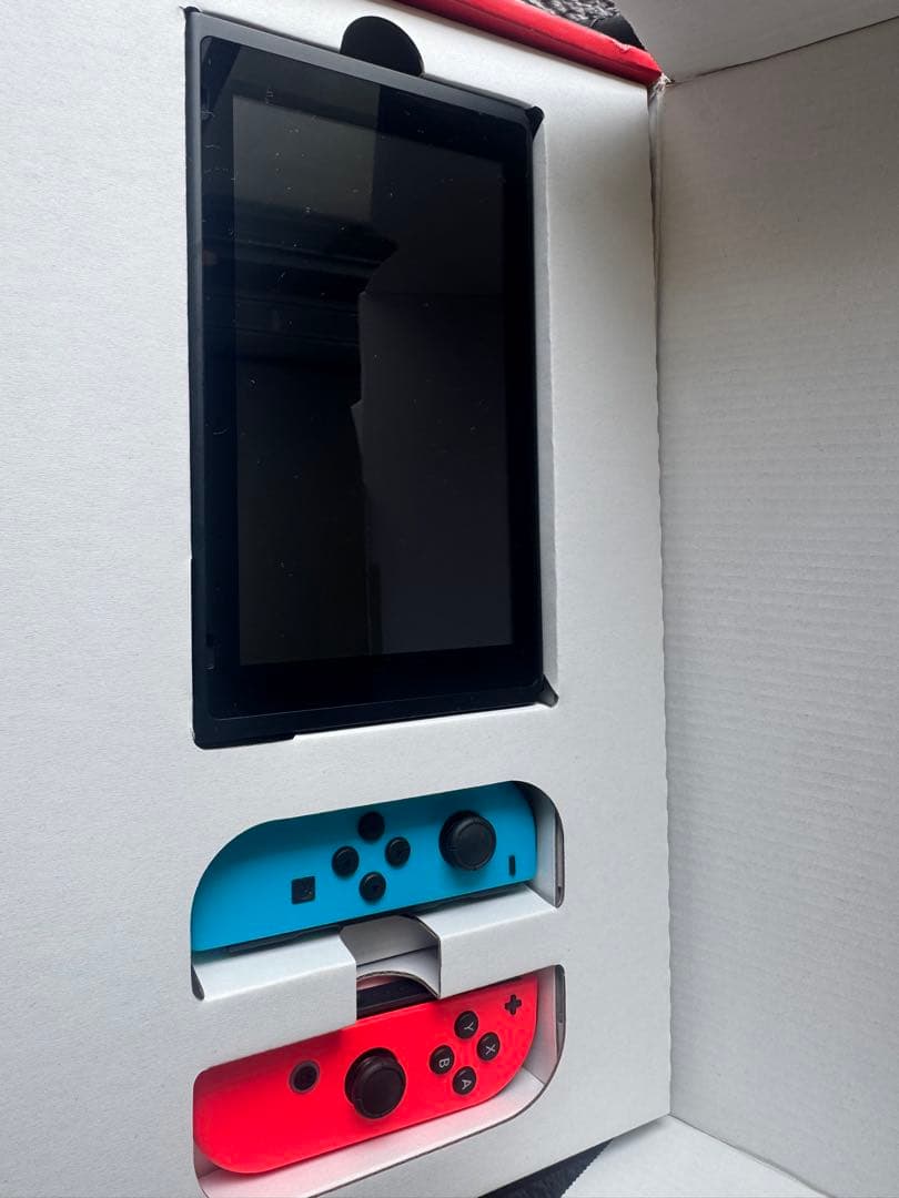 Nintendo Switch ネオンブルー/ネオンレッド【美品！】