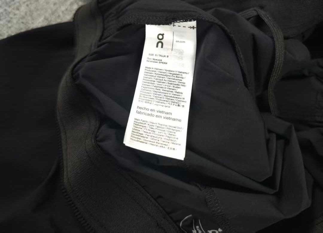 onオンCore Pants ランニングパンツ XXLブラック