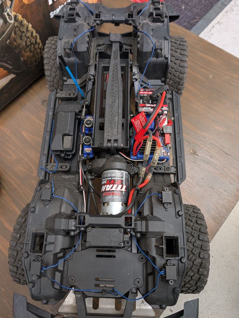 トラクサス　TRX-4 ブロンコ　Traxxas　BRONCO