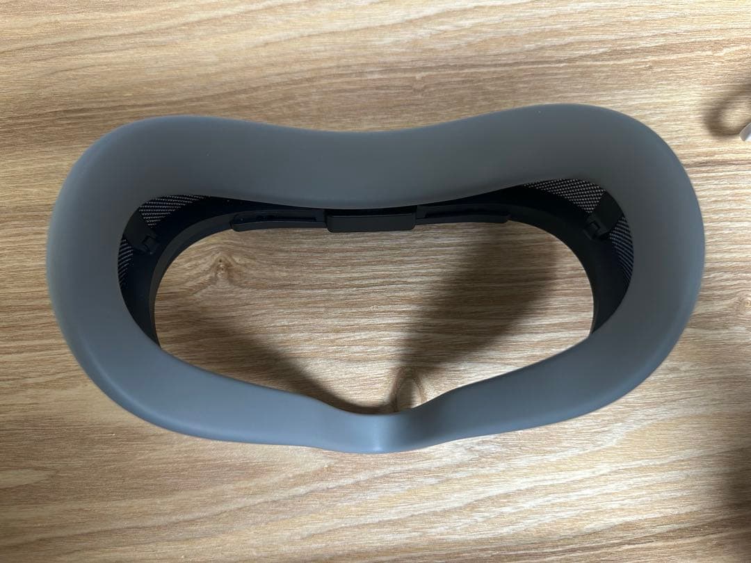  Quest 3S 128GB VRヘッドセット 純正アクセサリー付き