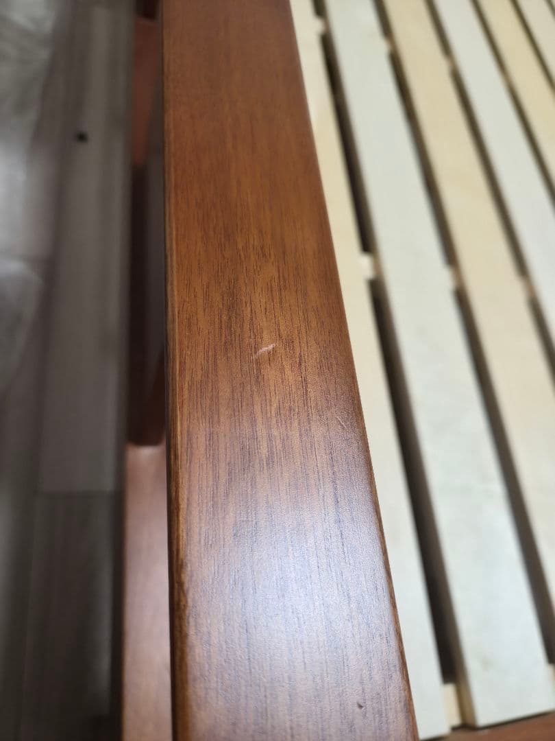 BROOKS BEDクイーンサイズ ACME Furniture 使用5年程度