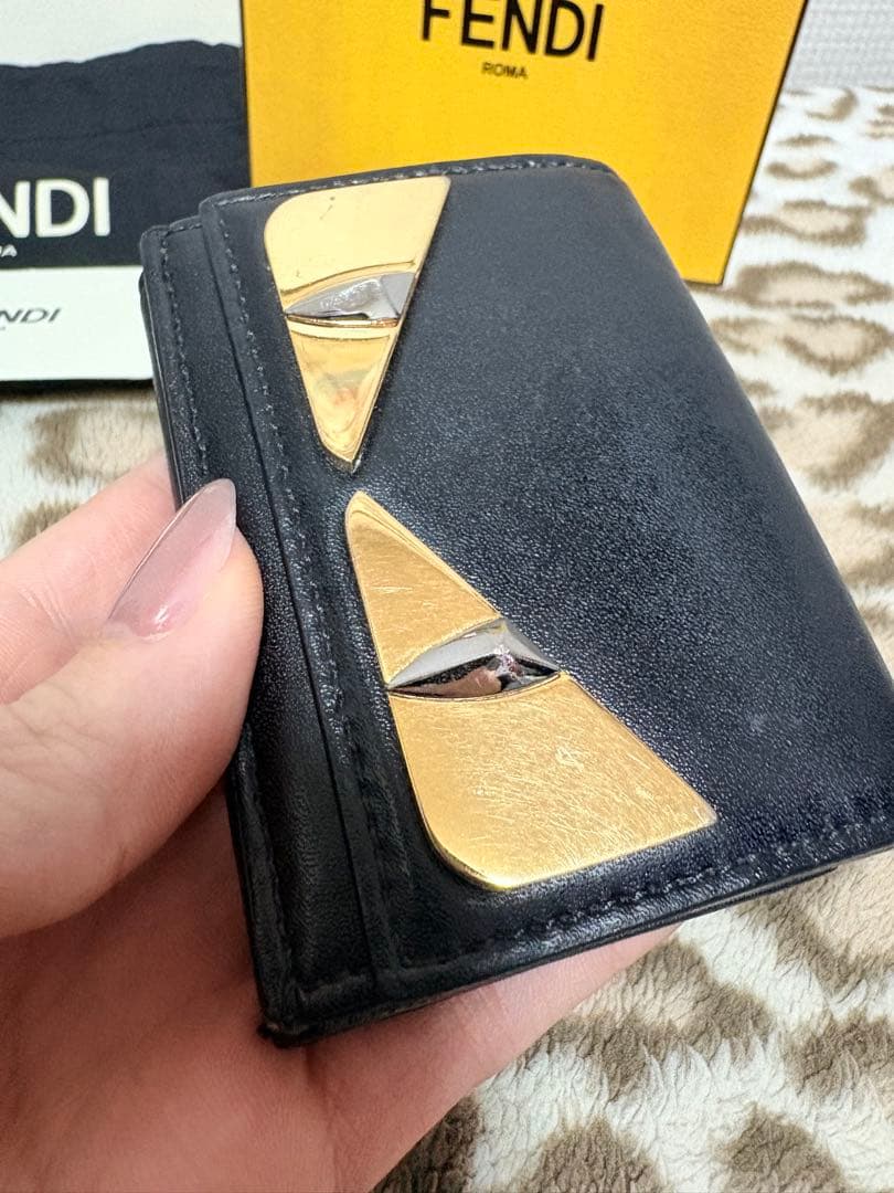 L*y様 FENDI 三つ折り財布 ブラック ウォレット