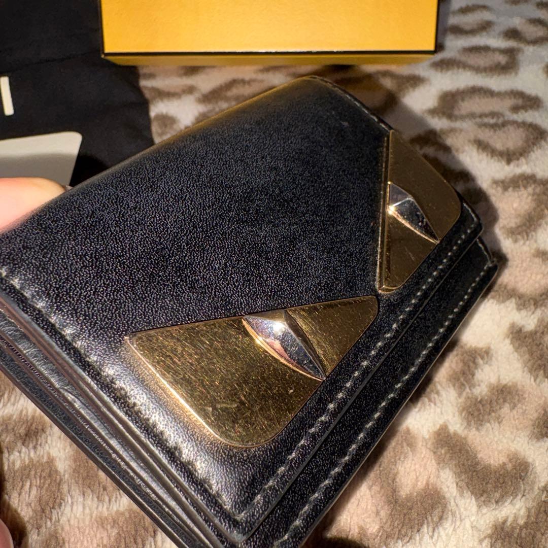 L*y様 FENDI 三つ折り財布 ブラック ウォレット