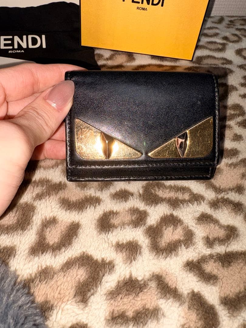 L*y様 FENDI 三つ折り財布 ブラック ウォレット